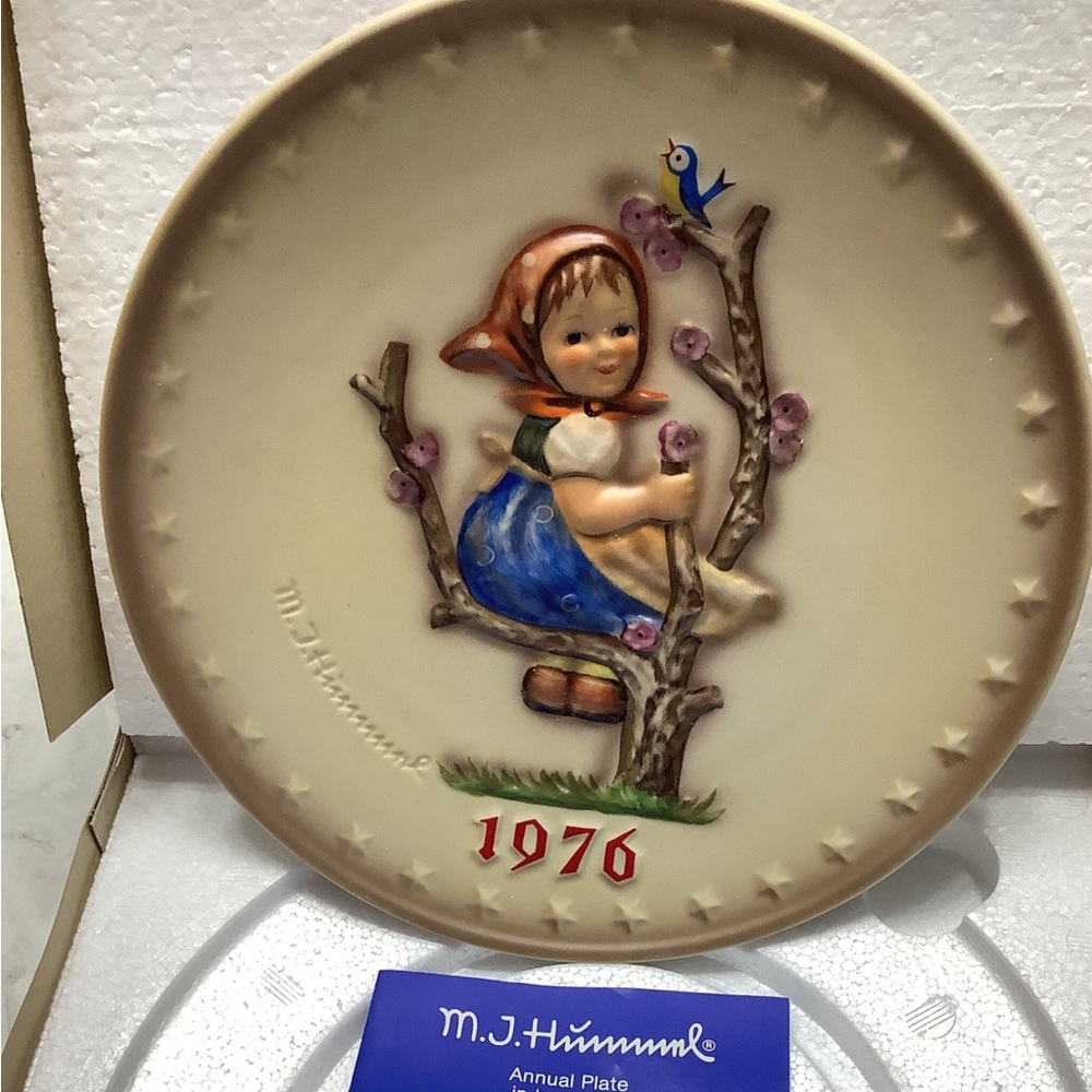 M.I Hummel 6th annual collectors plate from 1976 ~No. 269 ~ Goebel West Germany - Picture 5 of 5
